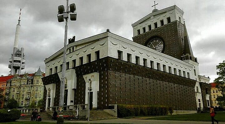 Kompozice pražské architektury