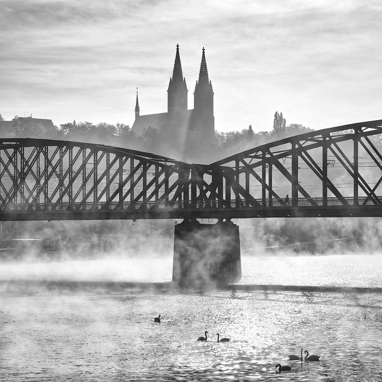 Vyšehrad a železniční most